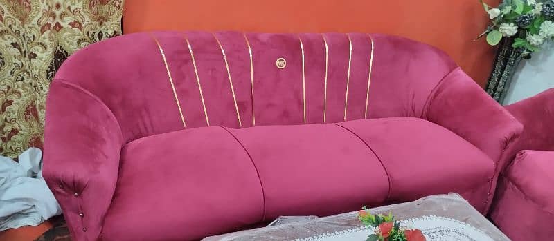7 Seater Sofa Set With Table 2