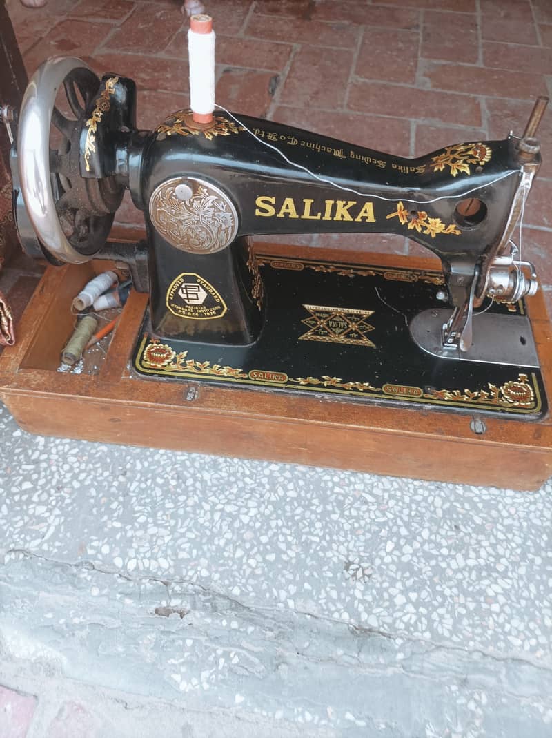 Salika sewing machine 4