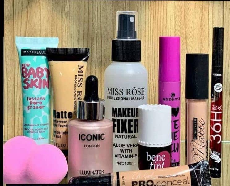 Makeup deal 10 makeup acessories in reasonable price 1