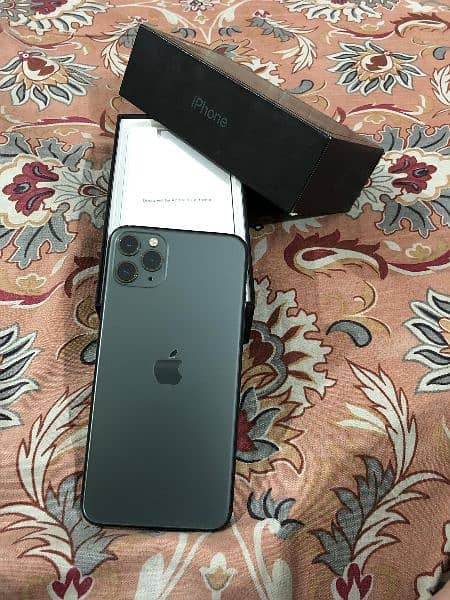 IPHONE 11 PRO MAX DUAL PHYSICAL Approved 64GB 7