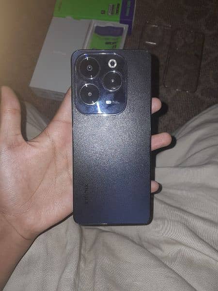 Infinix Hot 40 8/256 1 month used For URGENT SALE 2