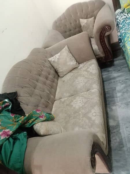 7 seater sofa with 3 tables 1