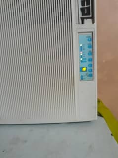 WINDOW AC CHILLED COLLING 0
