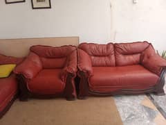 7 seater leather sofa pure wood good condition urgant sale orgnal pics