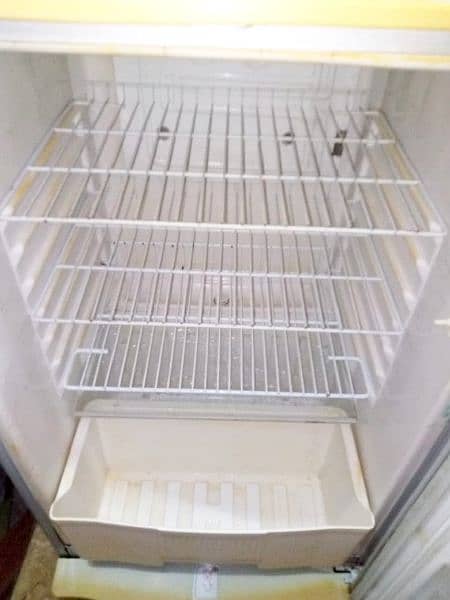 waves Refrigerator Two Door for Sale New Condition 2