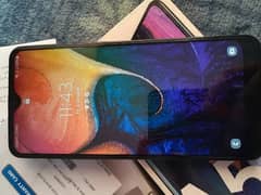 Samsung A50 with box, 4/128, Official PTA, C-Type fast, read Add