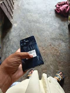 Infinix Hot 30 condition 10/10 lush like new few month use on warranty