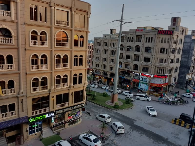 Furnished Studio apartment available for sale in bahria town phase 4 civic center 2