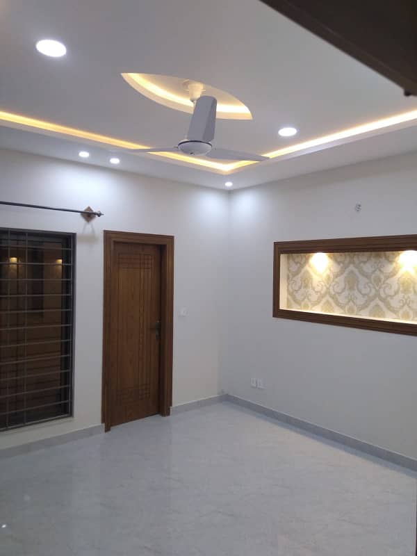 3 Bed House (5 Marla) For Sale - Block M - Bahria Town Phase 8, Rawalpindi 6