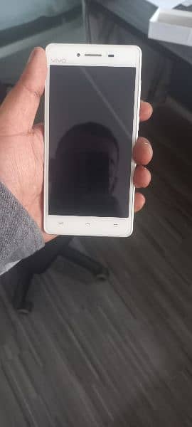 Vivo y51 4