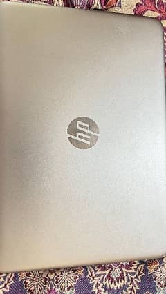 HP EliteBook Folio 1040 G3 SlimMachine 256GB SSD- 8GB RAM