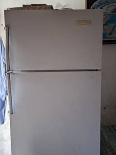 fridge for sale condition 10 by 10