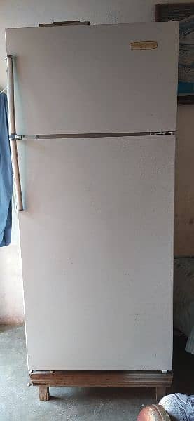 fridge for sale condition 10 by 10 4