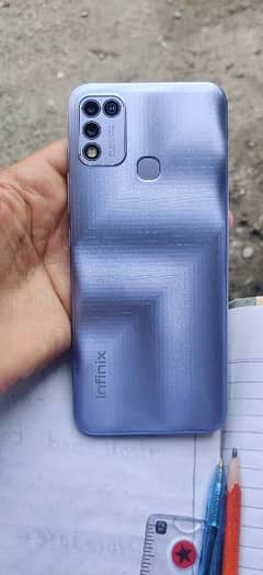 Infinix hot 10play  excellent condition 0