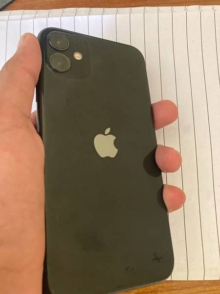 Apple iPhone 11(icloud locked) 4