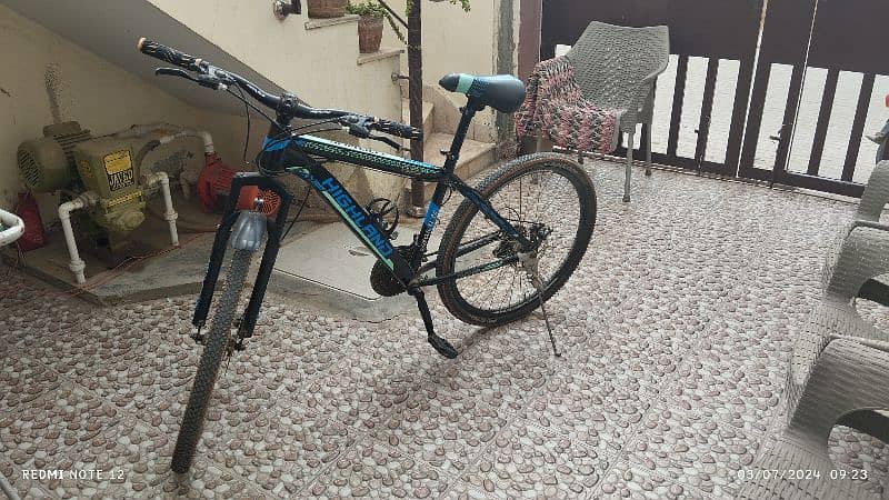 mountain bike , imported less used for urgent sales 2