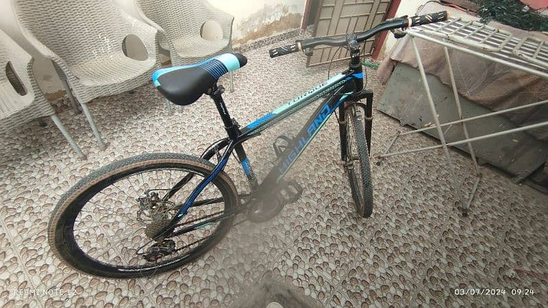 mountain bike , imported less used for urgent sales 3