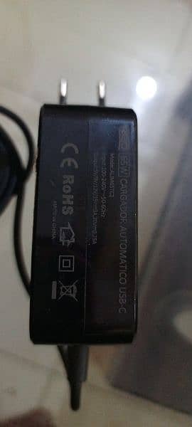 65W USB-C LAPTOP CHARGER 1