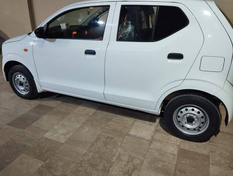 Suzuki Alto VXR 2024 Zero Meter 4