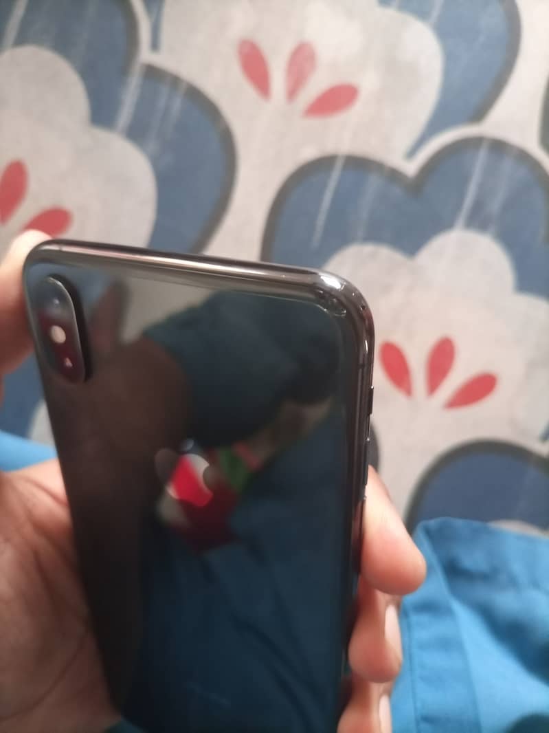 Iphone xs max 64gb PTA approved 3