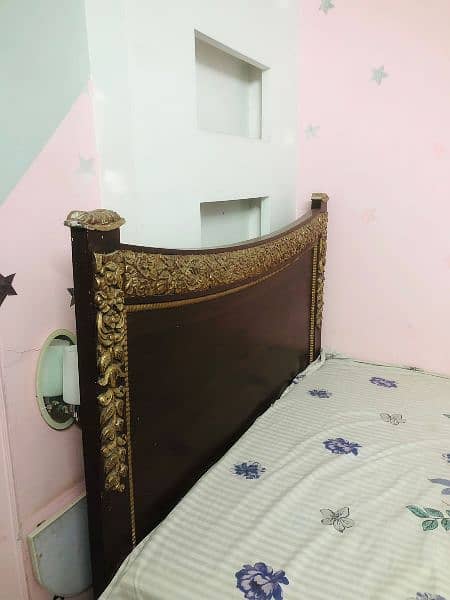 Queen Wooden Bed - 9/10 Excellent Condition 3