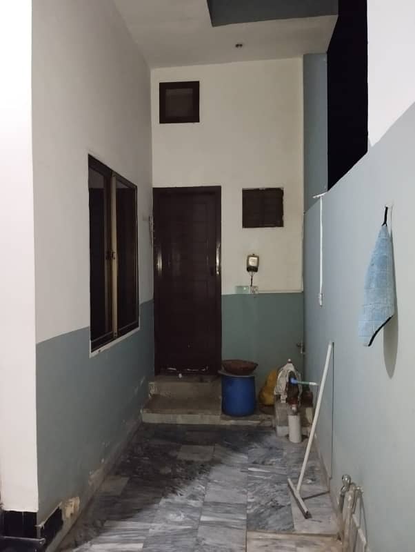 House Of 10 Marla For Rent In Abdullah Gardens 5