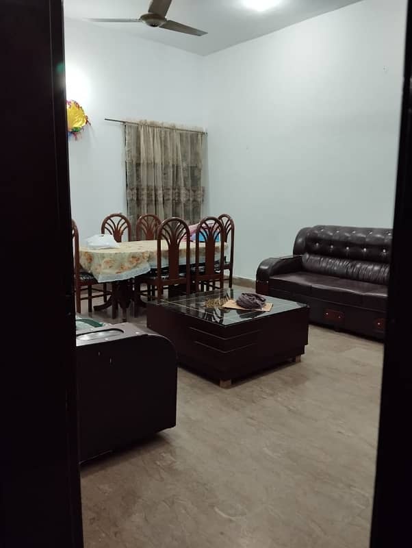 House Of 10 Marla For Rent In Abdullah Gardens 6