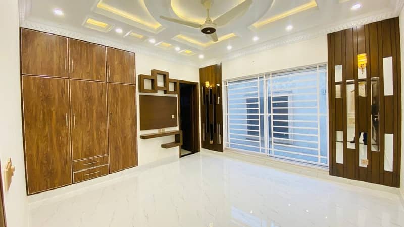 10 Marla New Elevation House For Sale In Talha Block Meting with Owner Demand 450 7
