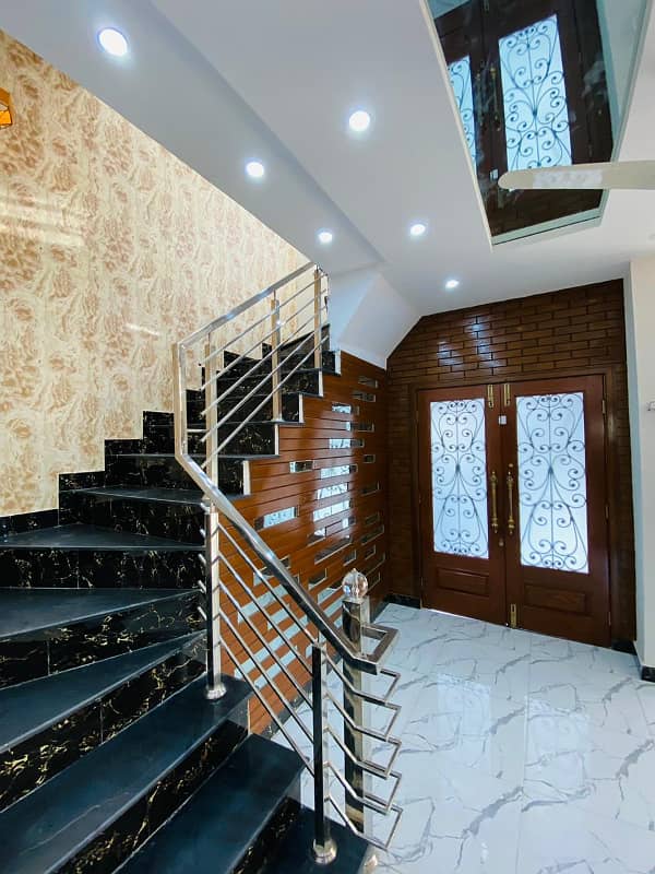 5 Marla Beautiful House For Sale In Ali Block Bahria Town Lahore 10