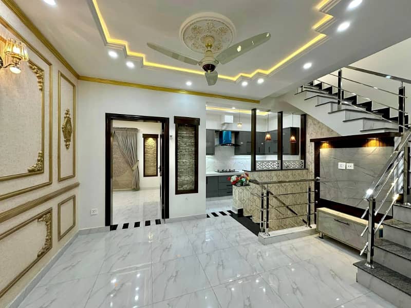 3 YEARS EASY INSALLMENT PLAN HOUSE FOR SALE PARK VIEW LAHORE 3