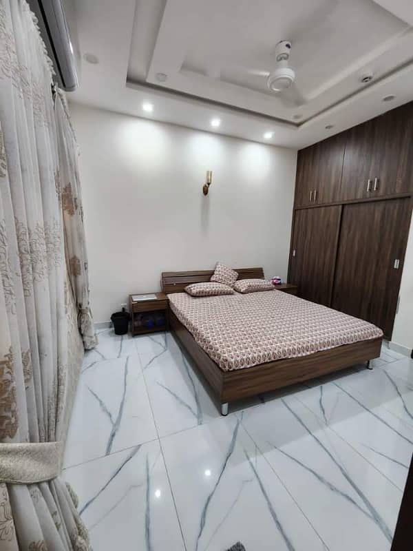 5 MARLA BEAUTIFUL HOUSE FOR RENT IN PARAGON CITY 2