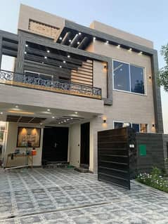 5 MARLA BEAUTIFUL HOUSE FOR SALE IN PARAGON CITY LAHORE 0