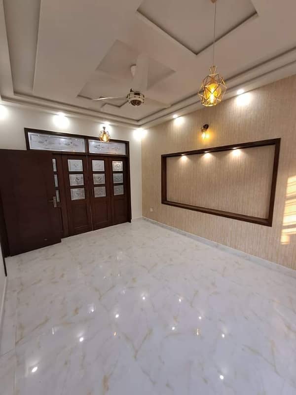 5 MARLA BEAUTIFUL HOUSE FOR SALE IN PARAGON CITY LAHORE 3