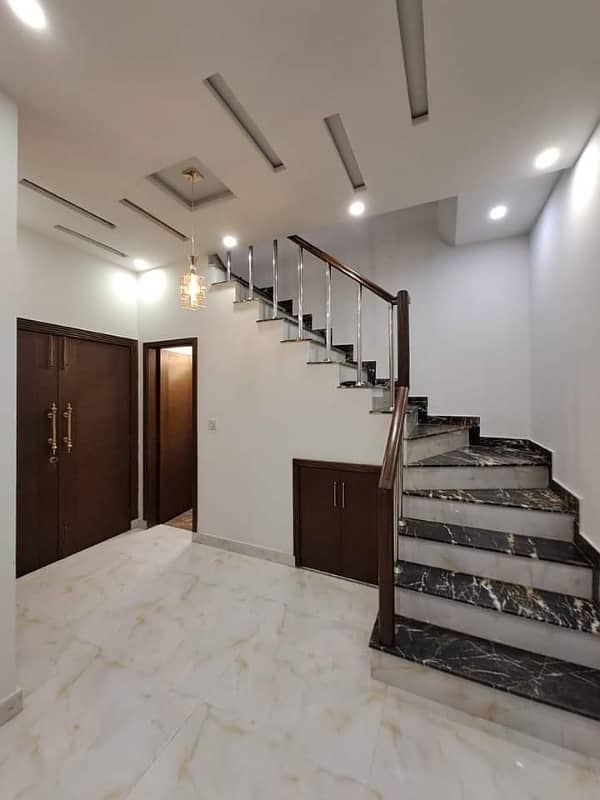 5 MARLA BEAUTIFUL HOUSE FOR SALE IN PARAGON CITY LAHORE 13