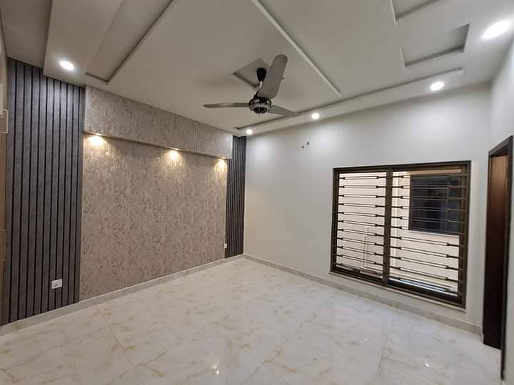5 MARLA BEAUTIFUL HOUSE FOR SALE IN PARAGON CITY LAHORE 15