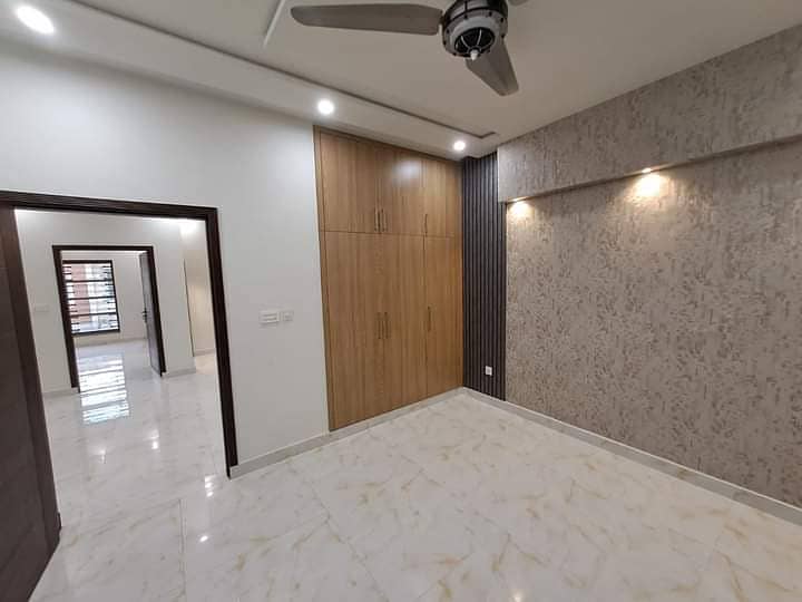 5 MARLA BEAUTIFUL HOUSE FOR SALE IN PARAGON CITY LAHORE 17