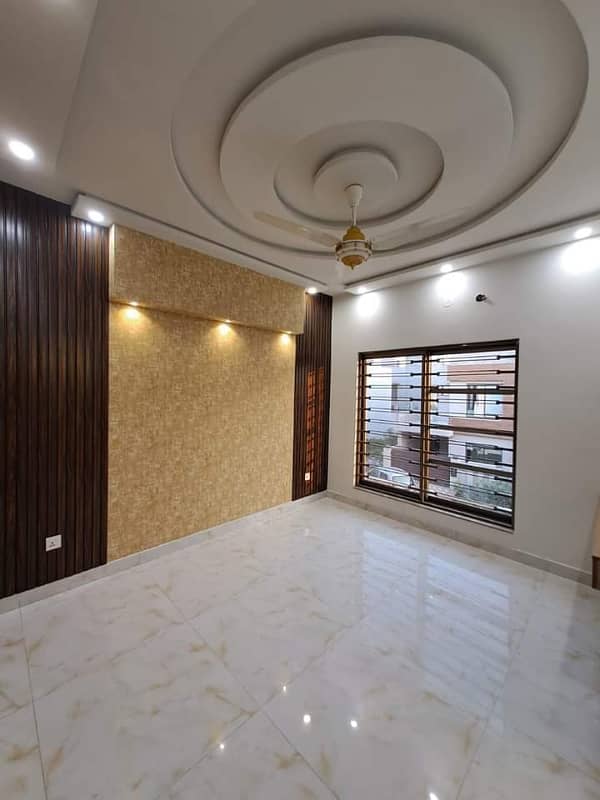 5 MARLA BEAUTIFUL HOUSE FOR SALE IN PARAGON CITY LAHORE 20