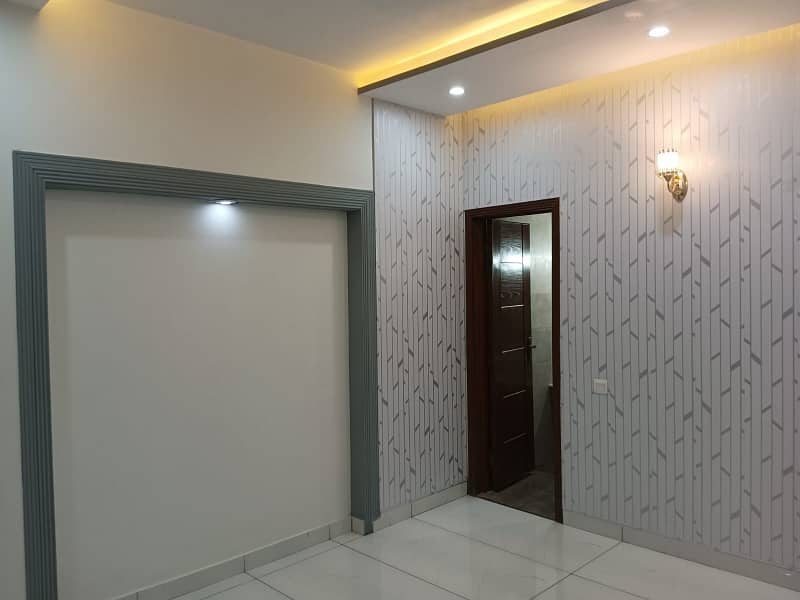 5 MARLA BEAUTIFUL HOUSE FOR SALE IN PARAGON CITY 14