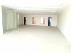 8 MARLA BEAUTIFUL COMMERCIAL HALL FOR RENT IN PARAGON CITY
