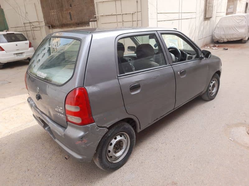 Suzuki Alto 2011 10