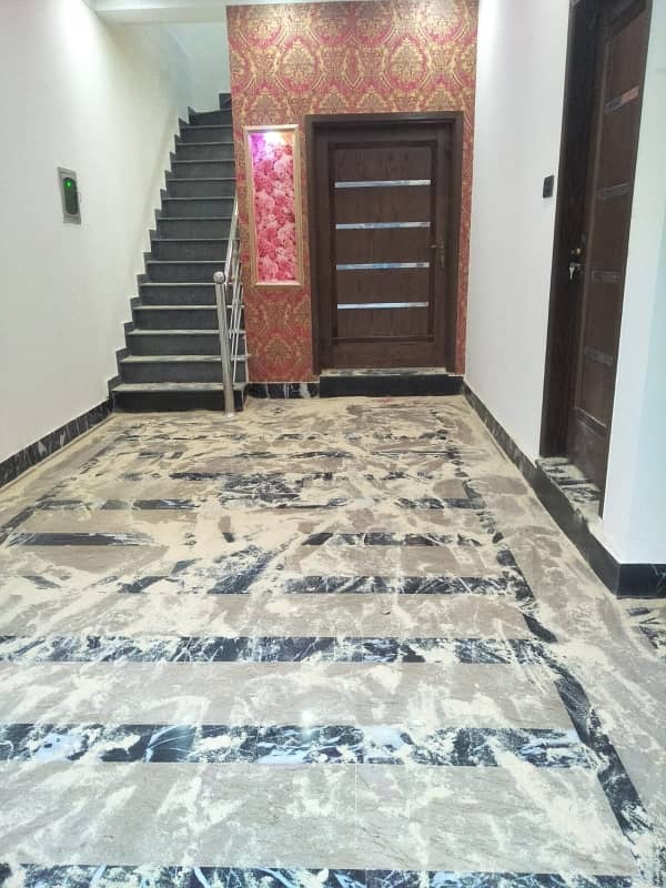 Prime Location 4 Marla House In Only Rs. 9500000 24