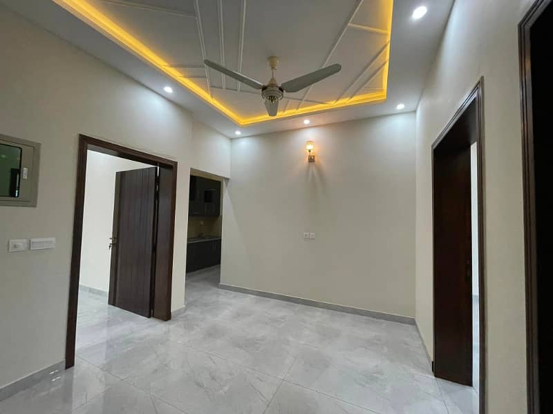 3 YEARS INSTALLMENT PLAN HOUSE PARK VIEW CITY LAHORE FOR SALE 9