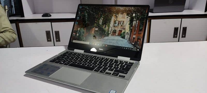 Dell Inspiron 13 7000  2 in 1 360° Touchscreen 10