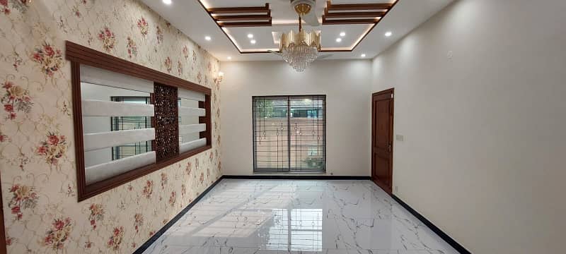 8 Marla Upper Portion With Gas For Rent In Bahria town Lahore 3