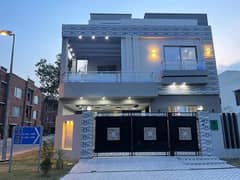 5 Marla Full House For rent in Bahria town Lahore