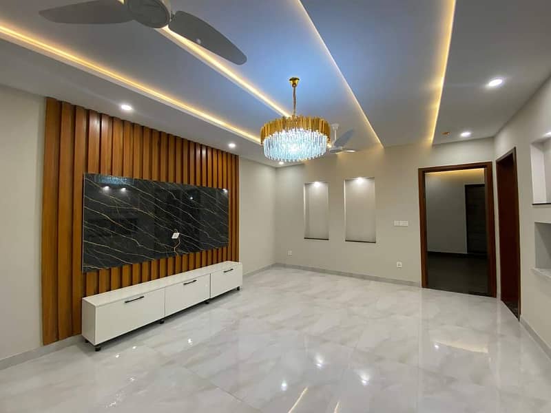 DHA 11 Rahbar House For Rent Brand New 20