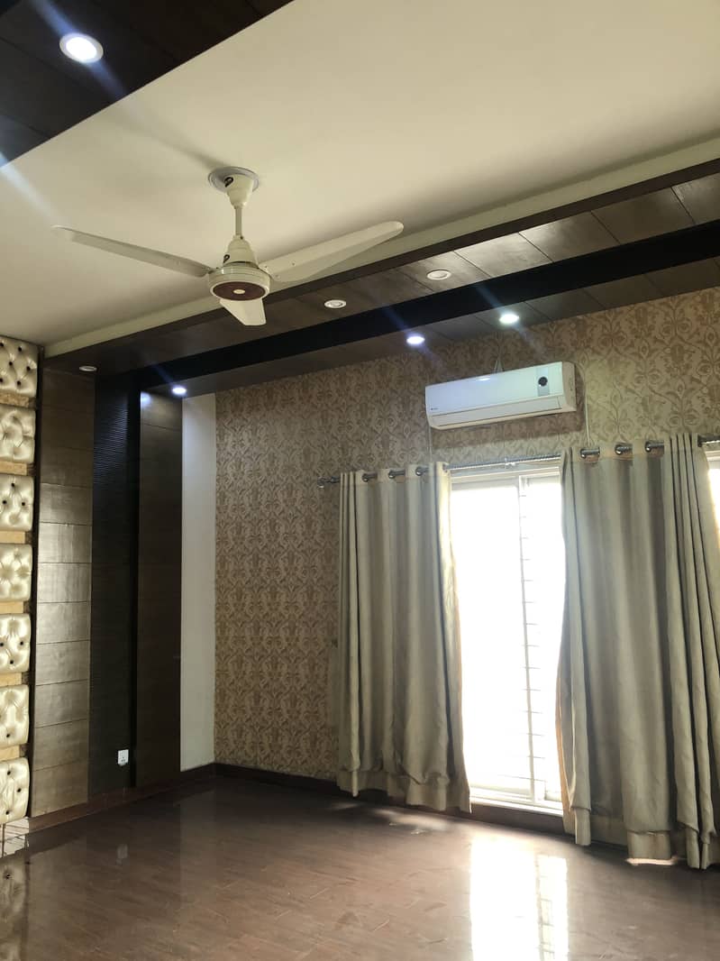 1 Kanal Upper Portion Available For Rent 15
