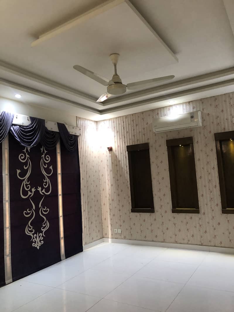1 Kanal Upper Portion Available For Rent 18