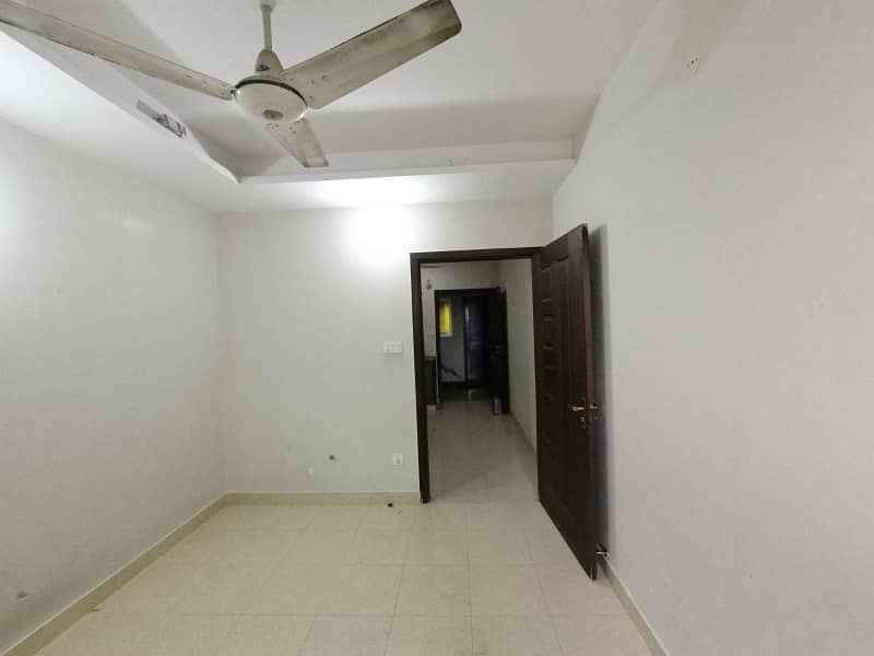 1 Bed Apartment Available For Sale In Prime Arcade D-17 Islamabad. 9