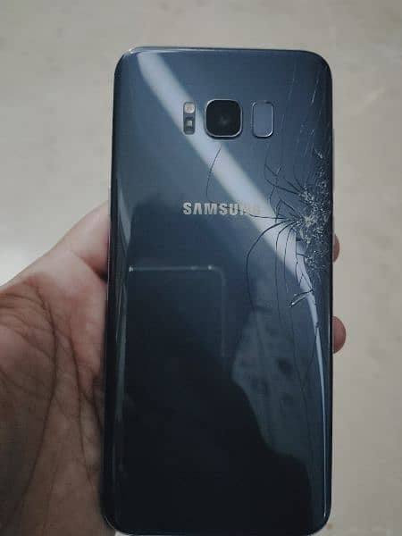 Samsung Galaxy S8+ 4